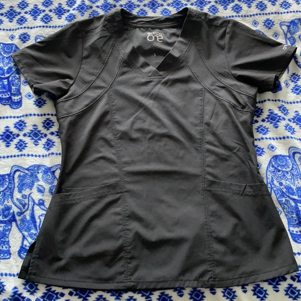 Barco One athletic Scrub Top